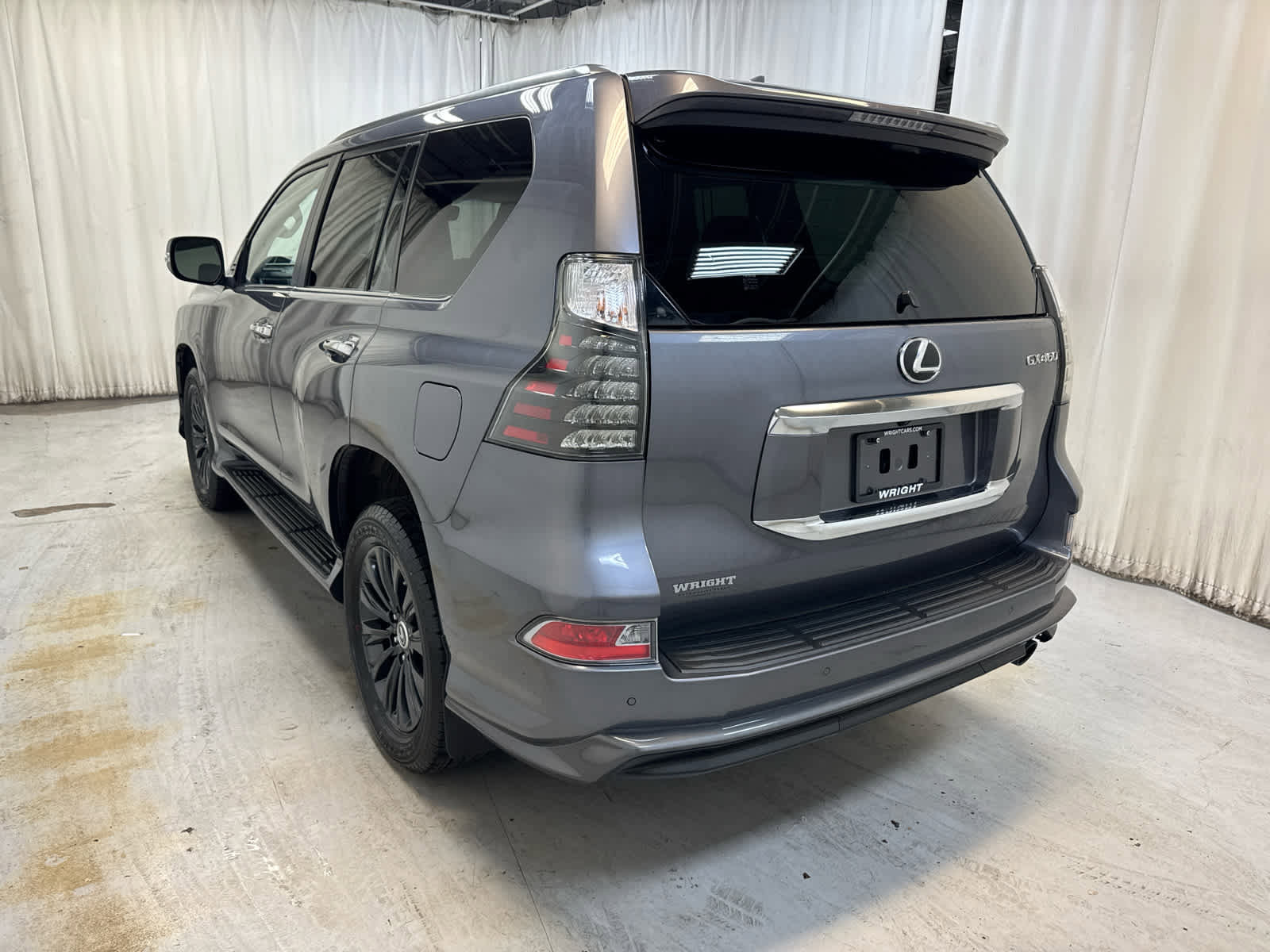 Used 2023 Lexus GX 460 Premium image 2