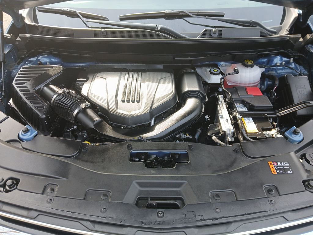 Used 2025 Chevrolet Traverse LT image 21