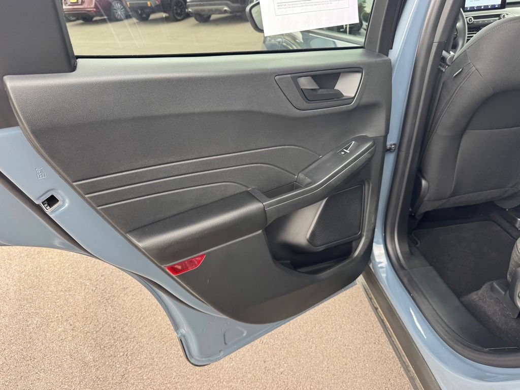 Used 2024 Ford Escape Active AWD/4WD image 17