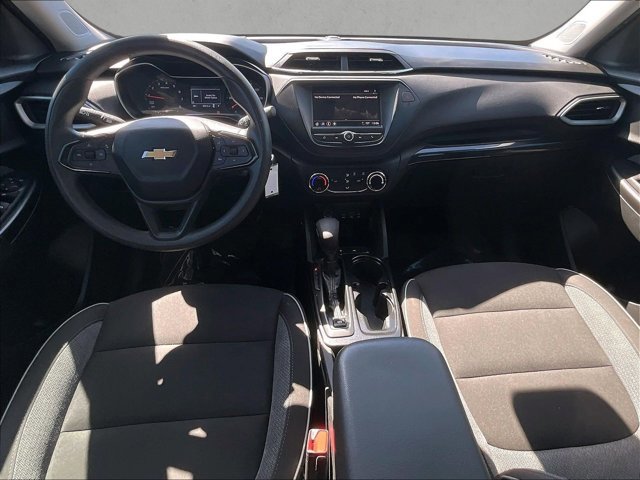 Used 2023 Chevrolet TrailBlazer LS image 16