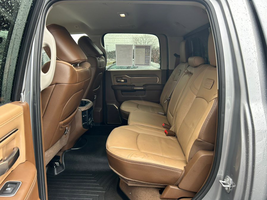 Used 2023 RAM 3500 Limited image 19