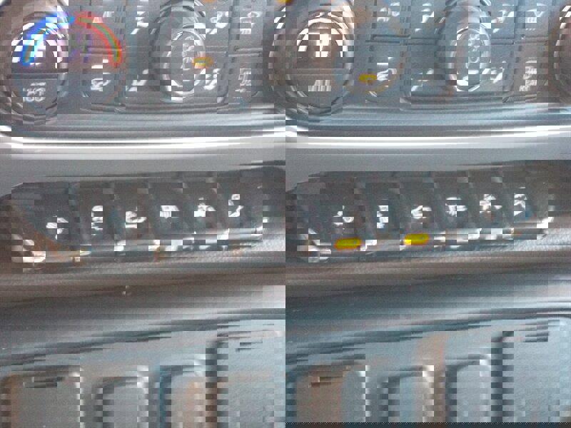 Used 2018 GMC Sierra 1500 SLT image 25