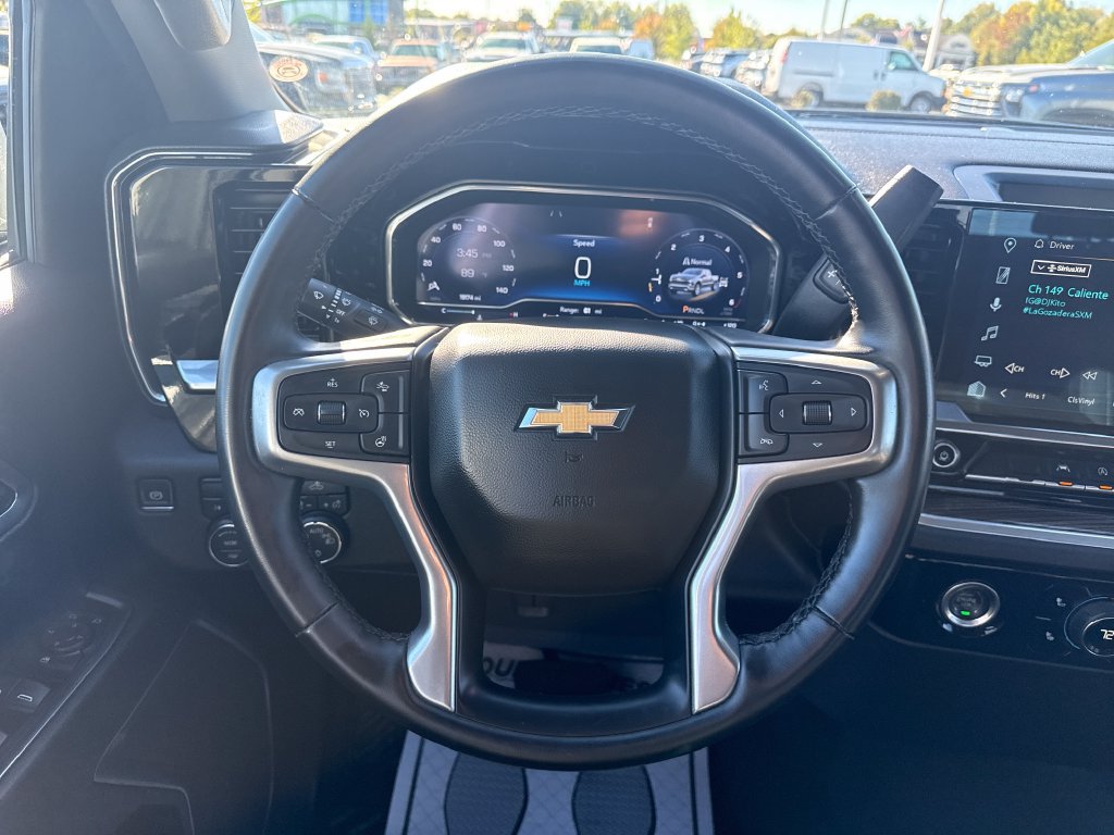 Used 2024 Chevrolet Silverado 1500 LT AWD/4WD image 26
