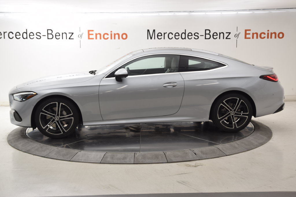 New 2026 Mercedes-Benz CLE 300 4MATIC Coupe image 3