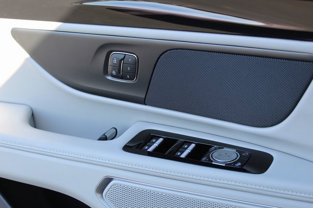 New 2026 Lincoln Nautilus Premier image 22
