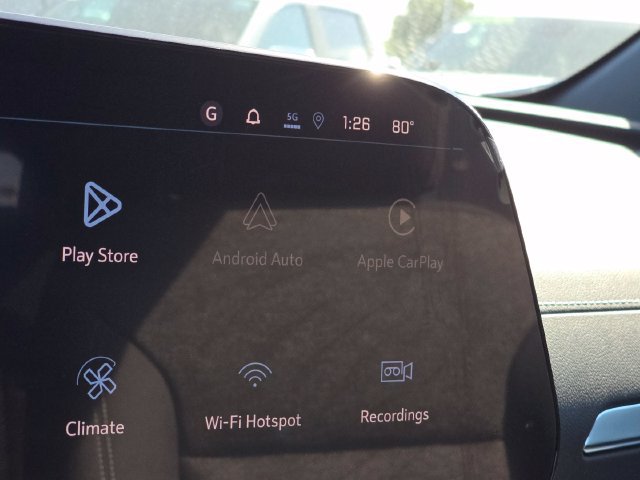 New 2027 Chevrolet Traverse LT w/ Driver Confidence Package FWD image 4