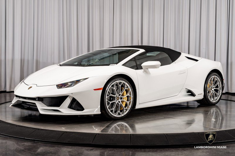 Used 2024 Lamborghini Huracan EVO image 8