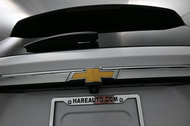 Used 2023 Chevrolet Traverse LT FWD image 27