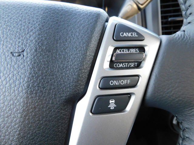 Certified 2022 Nissan Titan SV w/ SV Convenience Package image 17