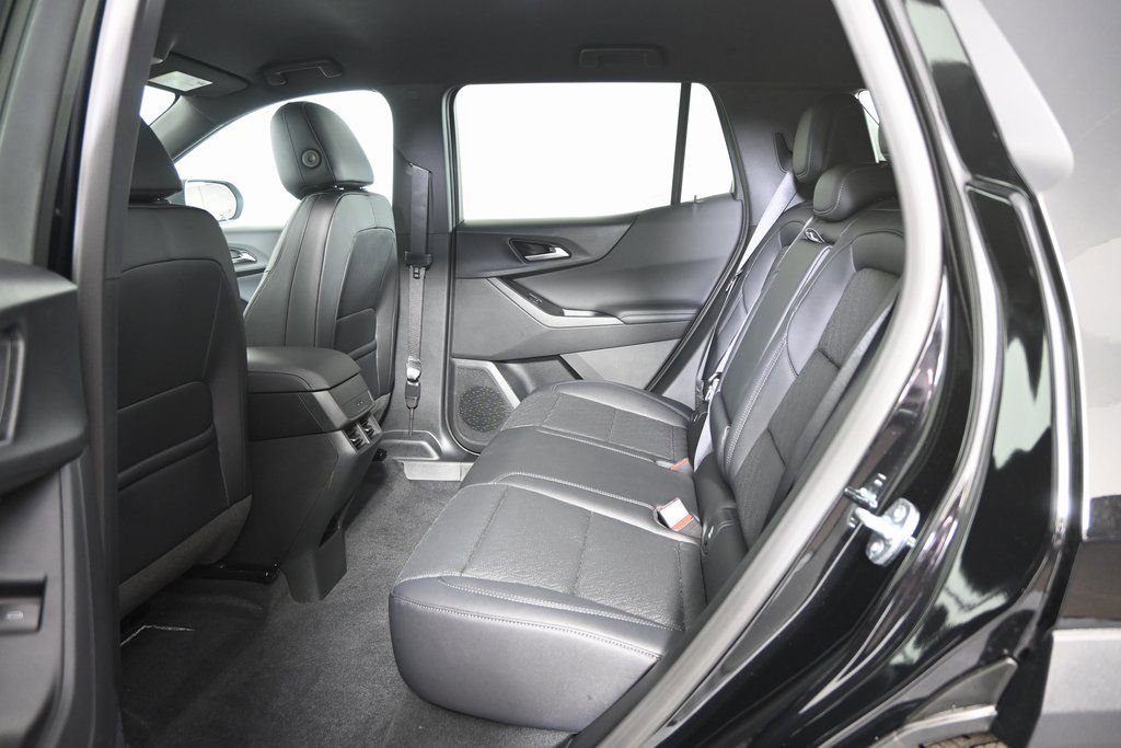 New 2026 Chevrolet Equinox LT w/ Convenience Package II image 17