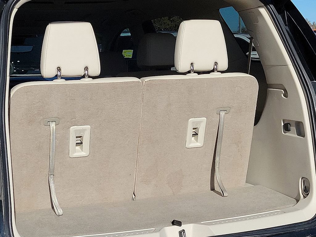 Used 2022 GMC Acadia Denali w/ Black Diamond Edition image 15