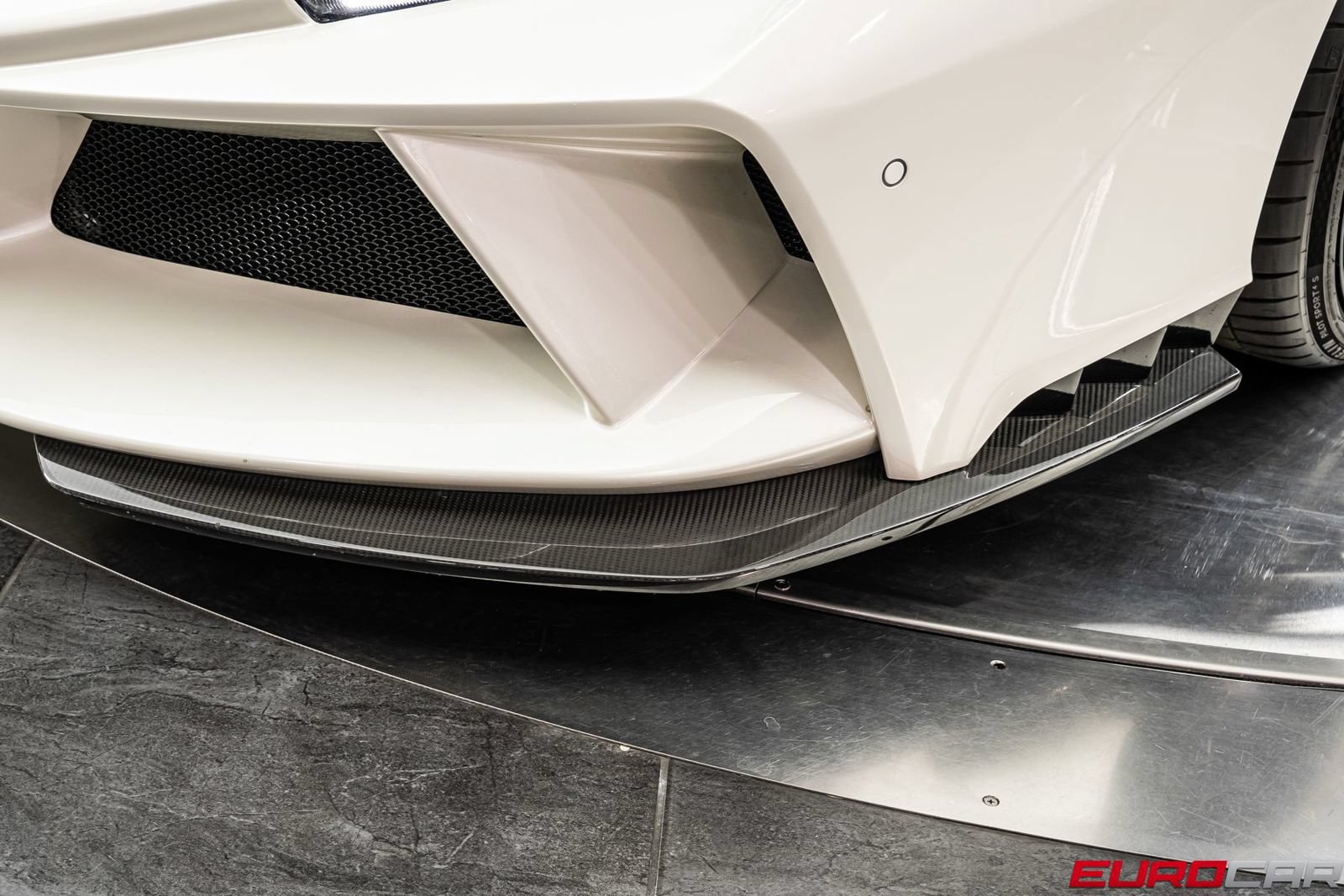 Used 2021 Ferrari F8 Tributo RWD image 17