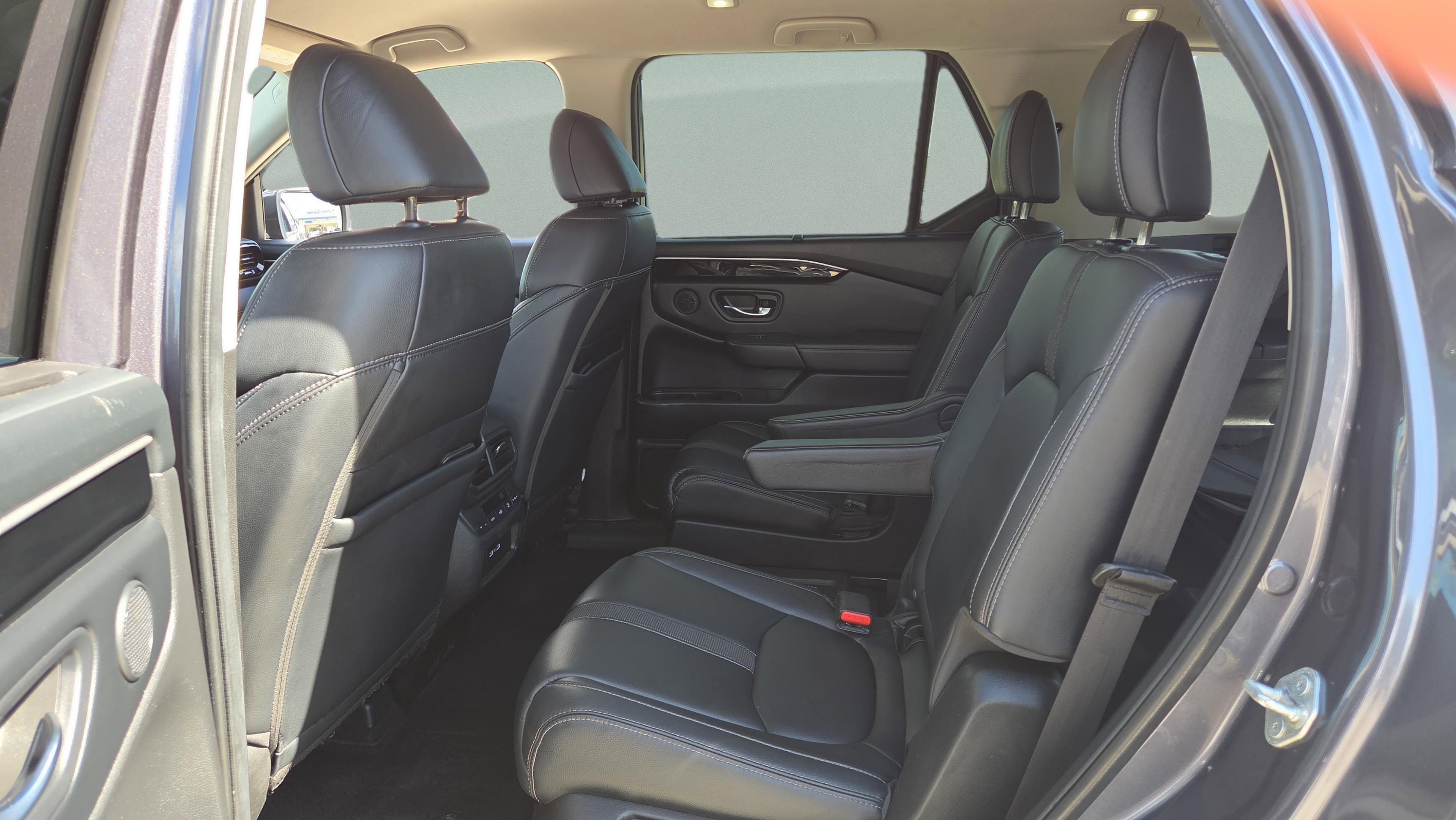 Used 2023 Honda Pilot EX-L image 11