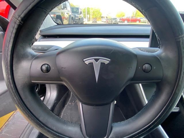 Used 2020 Tesla Model 3 Long Range image 17