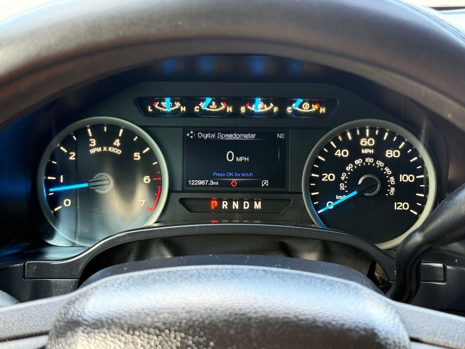 Used 2017 Ford F150 XLT w/ Heavy-Duty Payload Package AWD/4WD image 38