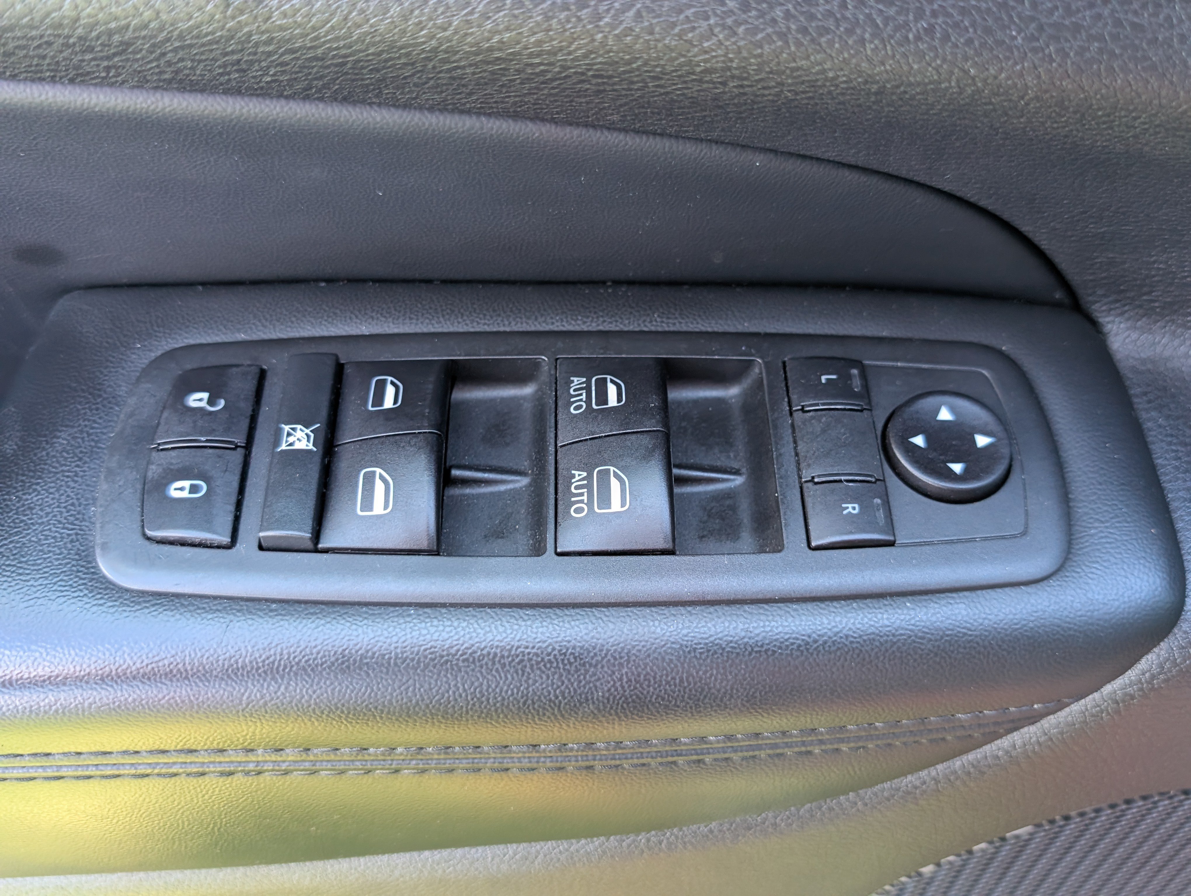 Used 2020 Jeep Grand Cherokee Laredo w/ Quick Order Package 2BN North AWD/4WD image 20