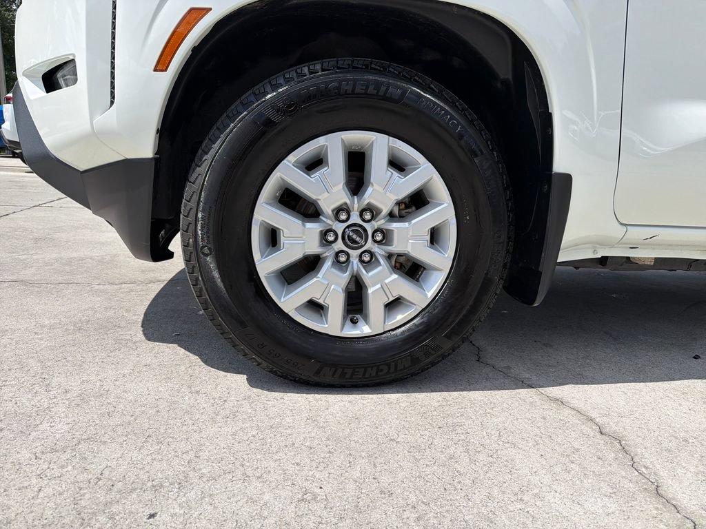 Used 2024 Nissan Frontier SV w/ SV Convenience Package RWD image 11