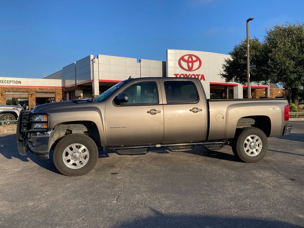 Used 2012 Chevrolet Silverado 2500 LTZ w/ LTZ Plus Package AWD/4WD image 7