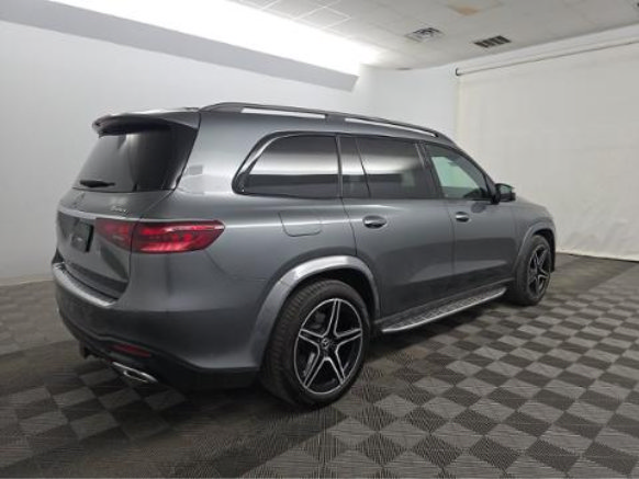 Used 2025 Mercedes-Benz GLS 450 4MATIC w/ AMG Line Exterior image 2
