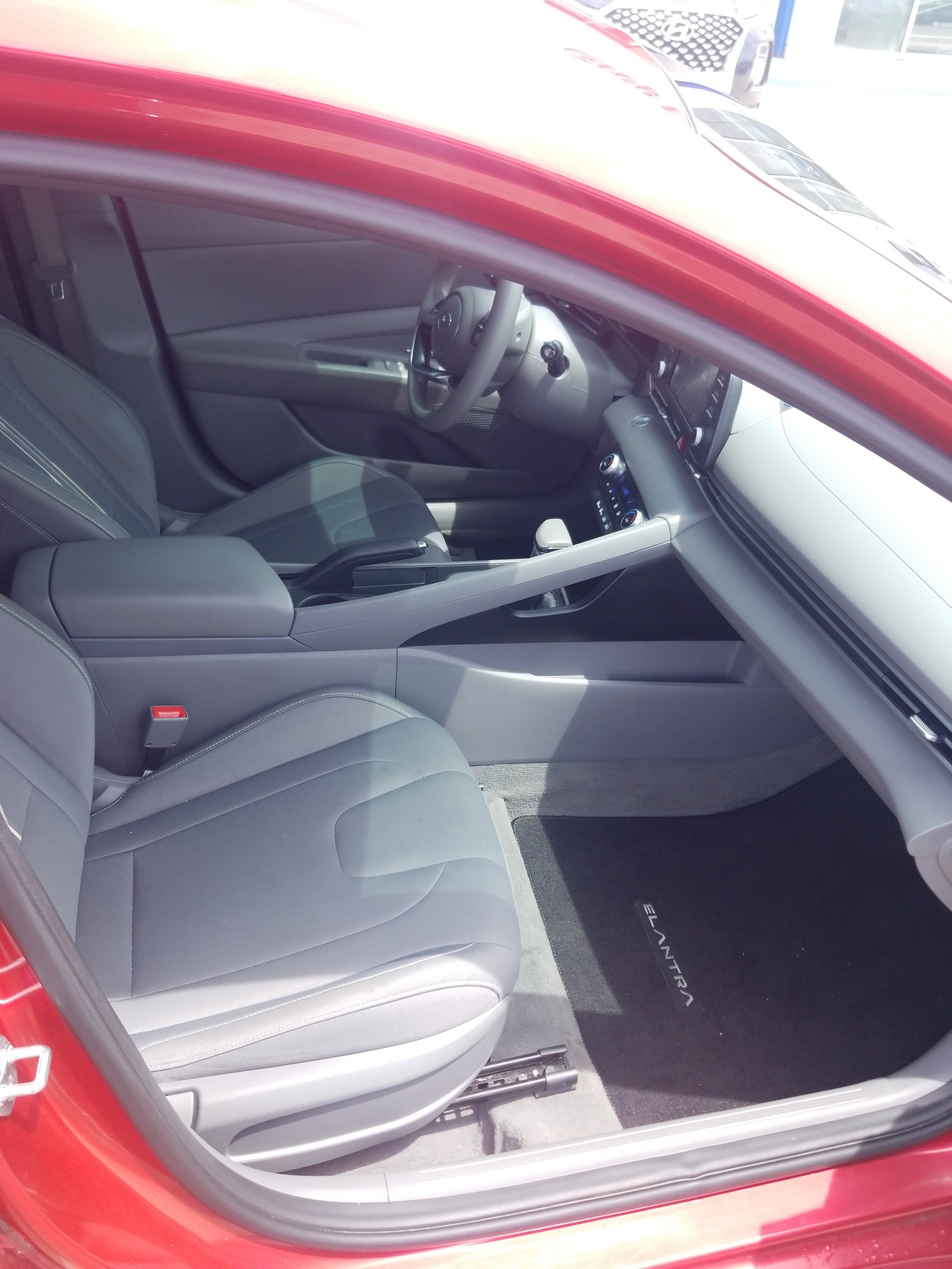Used 2023 Hyundai Elantra SEL FWD image 17