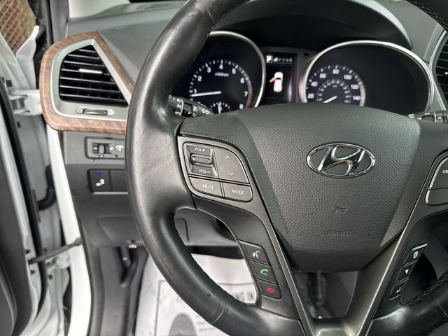 Used 2018 Hyundai Santa Fe Sport w/ Cargo Package FWD image 17