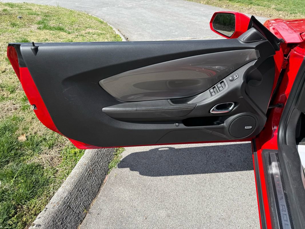 Used 2011 Chevrolet Camaro SS w/ RS Package image 20