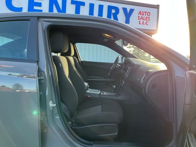 Used 2023 Dodge Charger SXT w/ Cold Weather Package AWD/4WD image 32