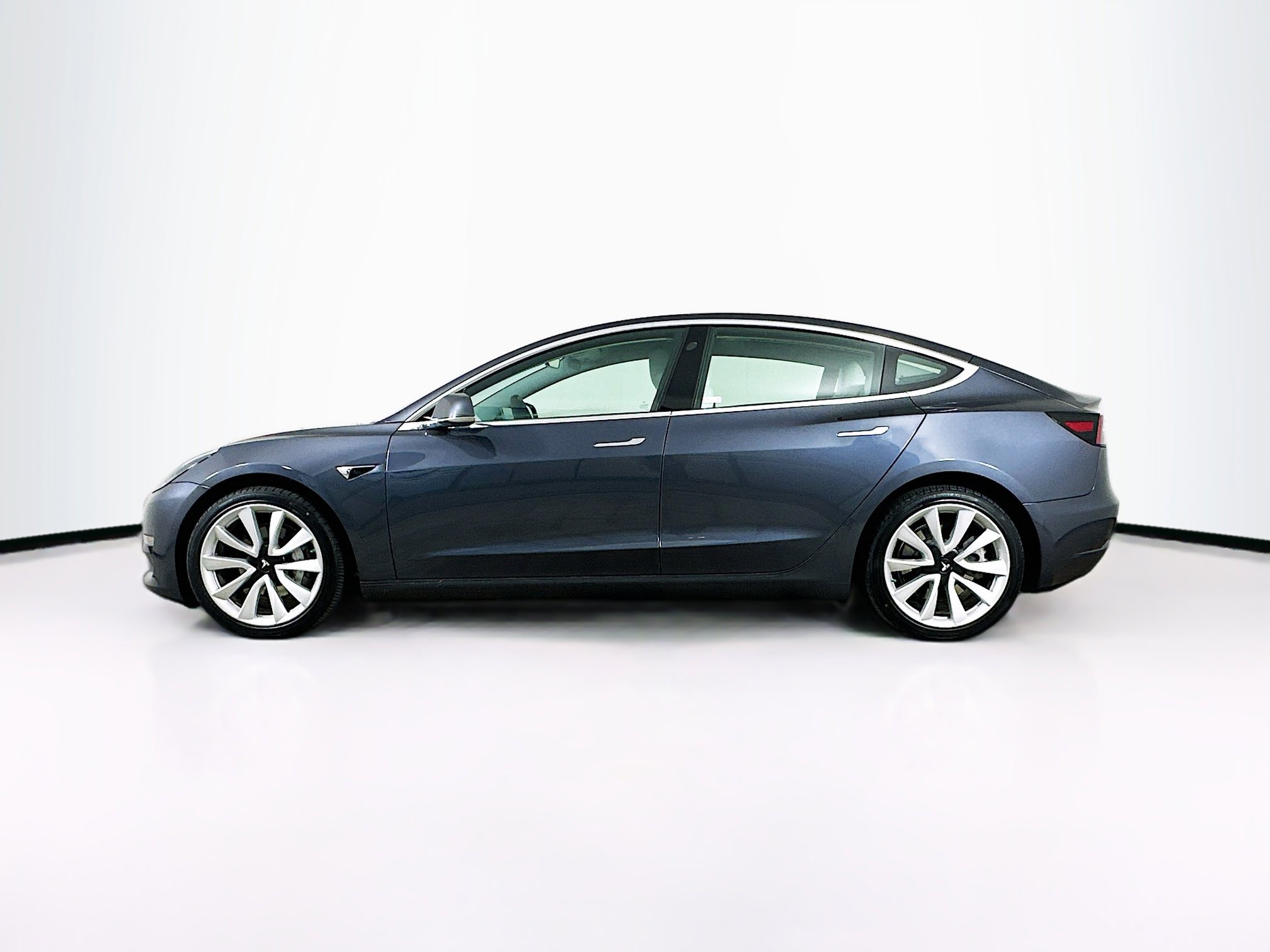 Used 2020 Tesla Model 3 Long Range AWD/4WD image 4