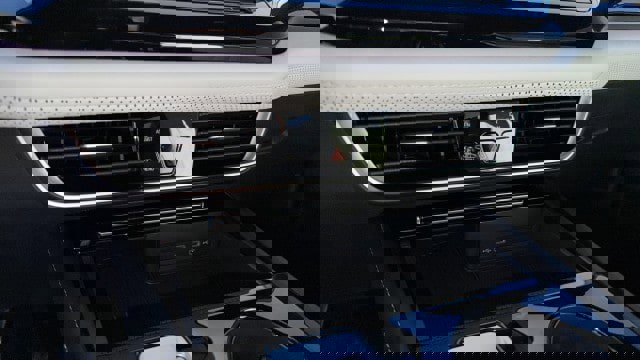 Used 2026 Volkswagen Atlas Cross Sport SEL Premium R-Line image 25