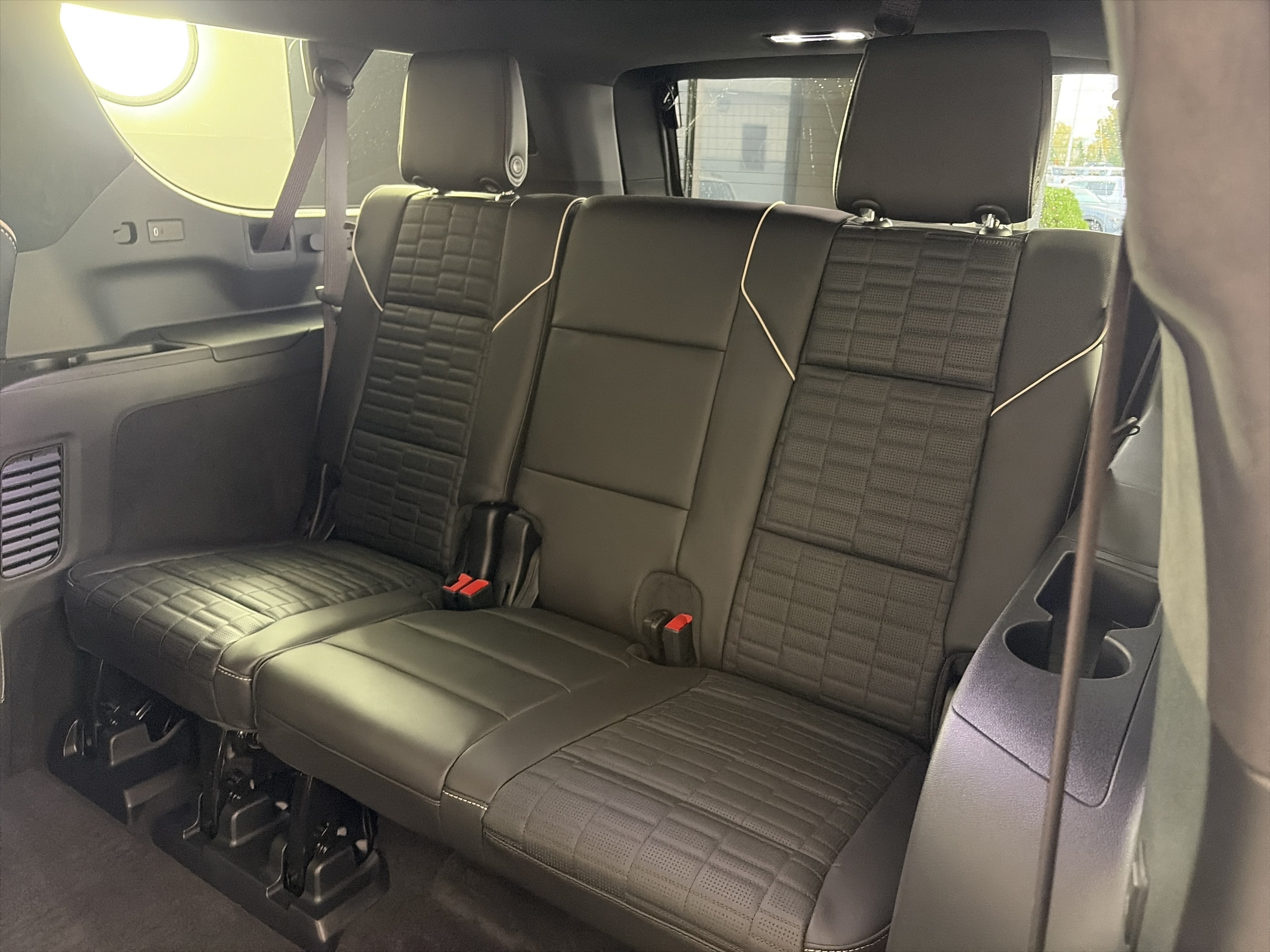 Certified 2026 Cadillac Escalade ESV V w/ LPO, ONYX Package AWD/4WD image 8