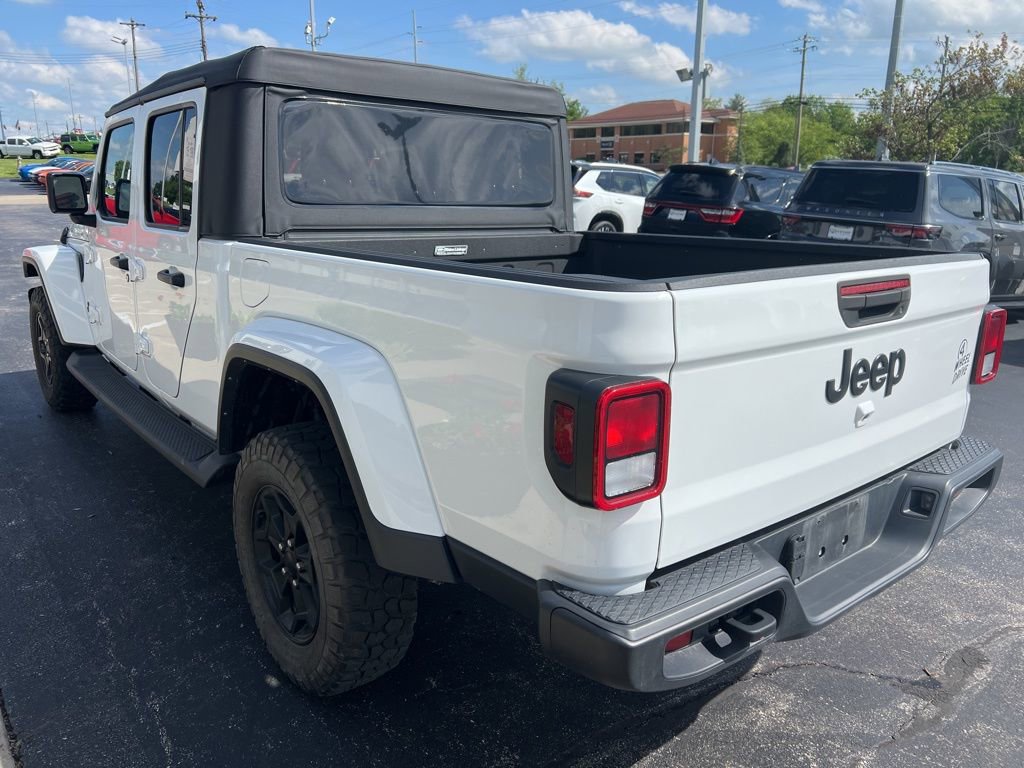 Certified 2023 Jeep Gladiator Sport AWD/4WD image 7
