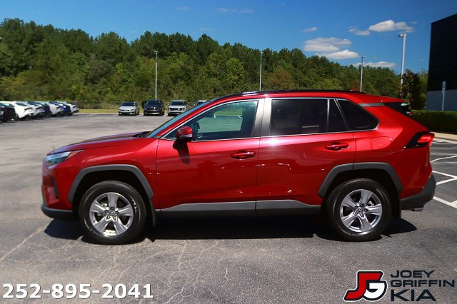 Used 2024 Toyota RAV4 XLE w/ Convenience Package AWD/4WD image 4