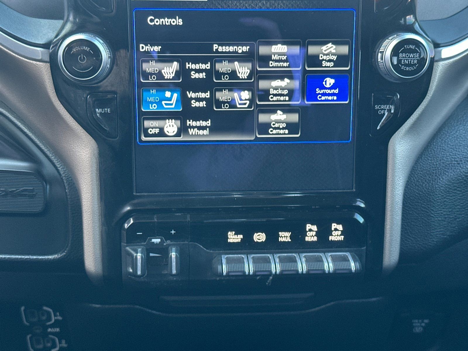 Used 2020 RAM 3500 Laramie AWD/4WD image 23