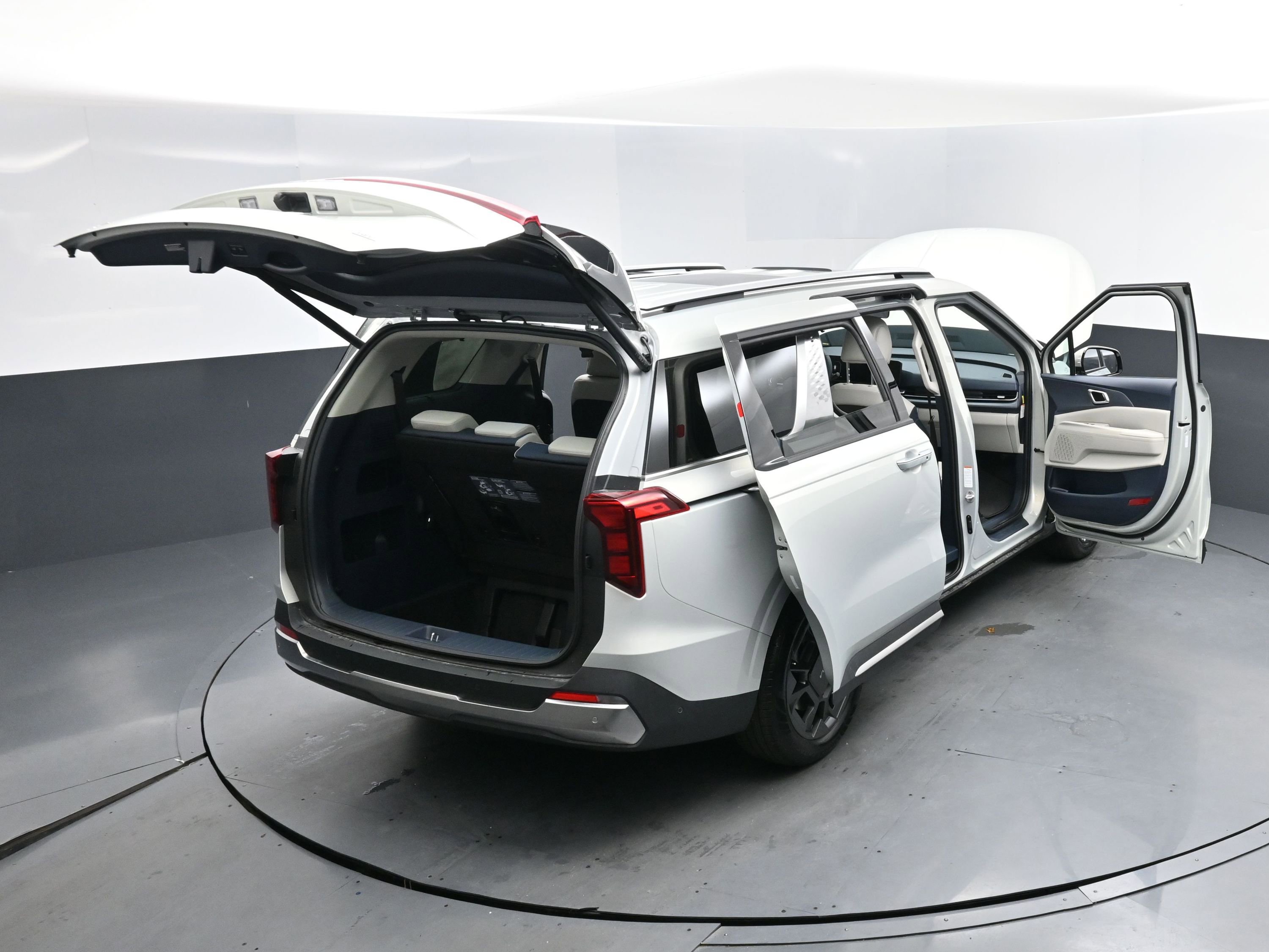 New 2026 Kia Carnival SX image 17