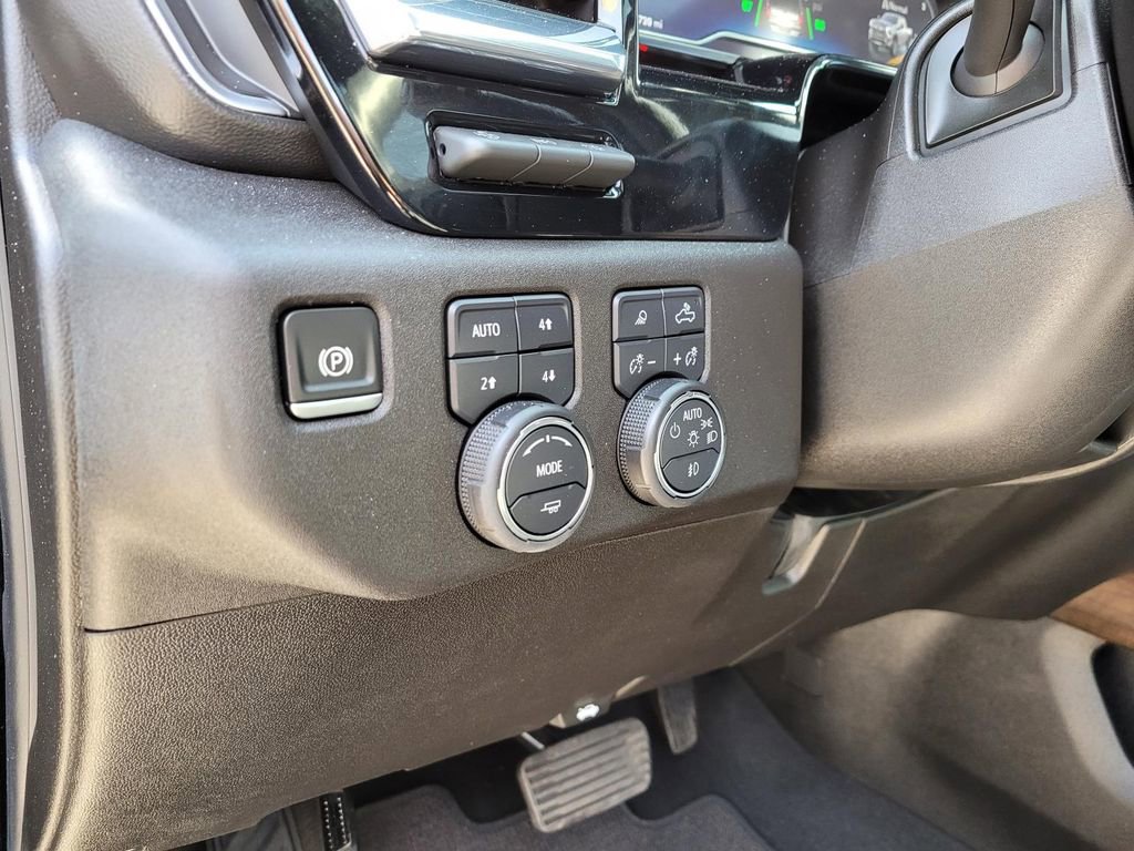 Used 2025 Chevrolet Silverado 2500 High Country w/ Midnight Edition AWD/4WD image 23