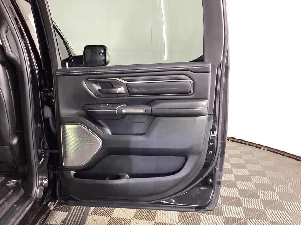 Used 2019 RAM 1500 Limited AWD/4WD image 11