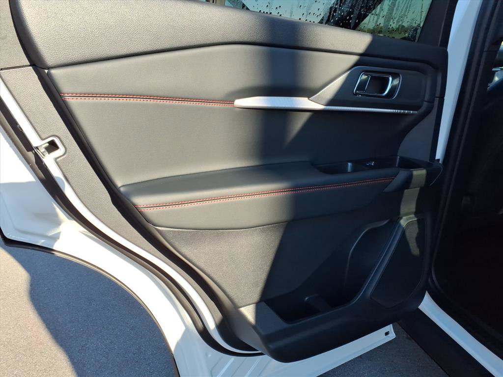 New 2026 Ford Explorer ST-Line image 14