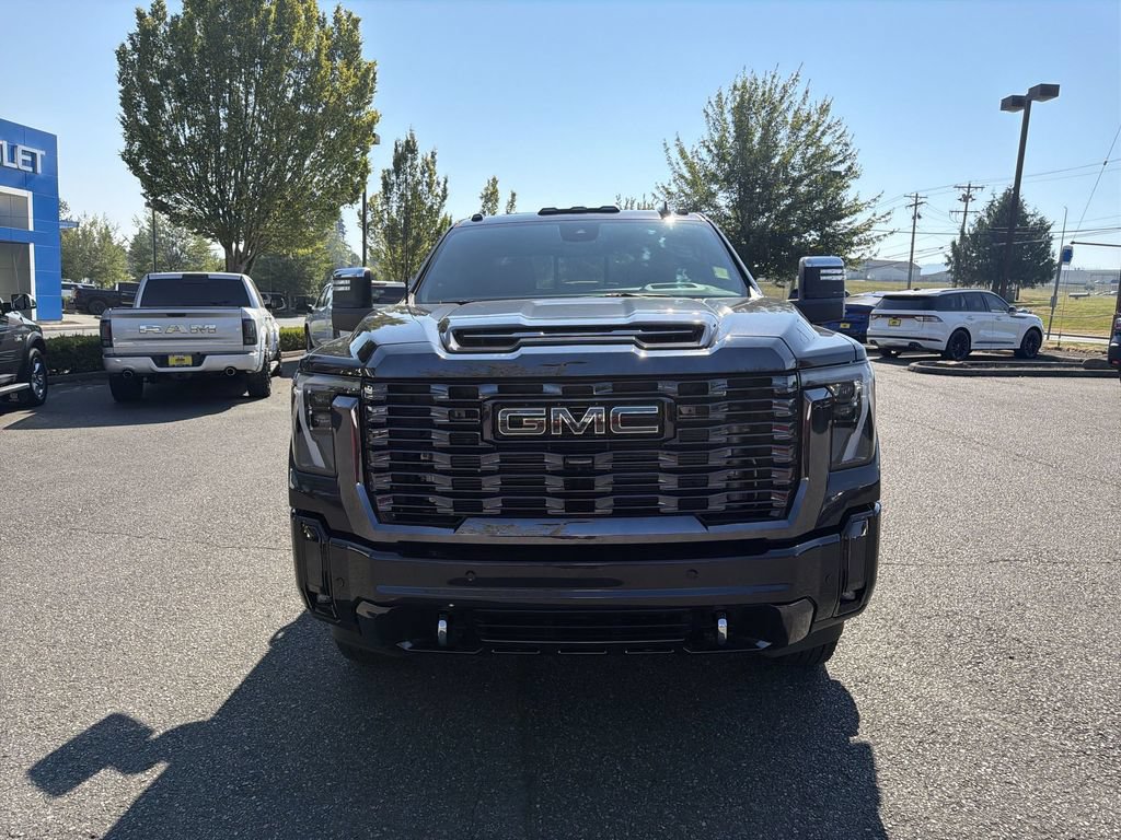 Certified 2024 GMC Sierra 3500 Denali Ultimate AWD/4WD image 4