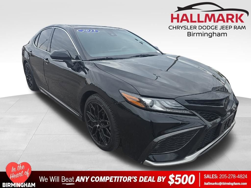 Used 2023 Toyota Camry XSE w/ Cold Weather Package FWD image 1
