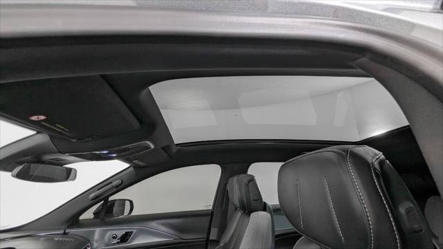 Used 2024 Cadillac Lyriq Tech RWD image 16