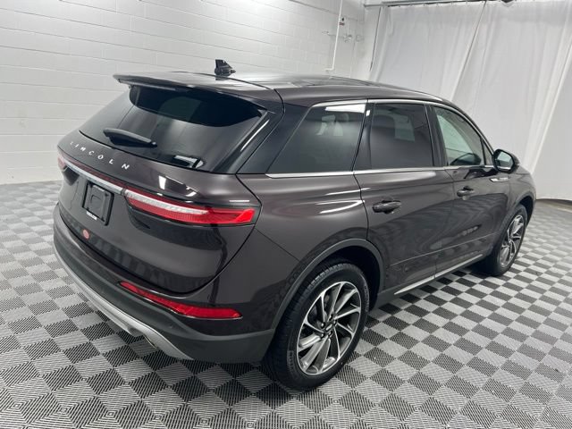 Certified 2023 Lincoln Corsair AWD w/ Equipment Group 101A image 5