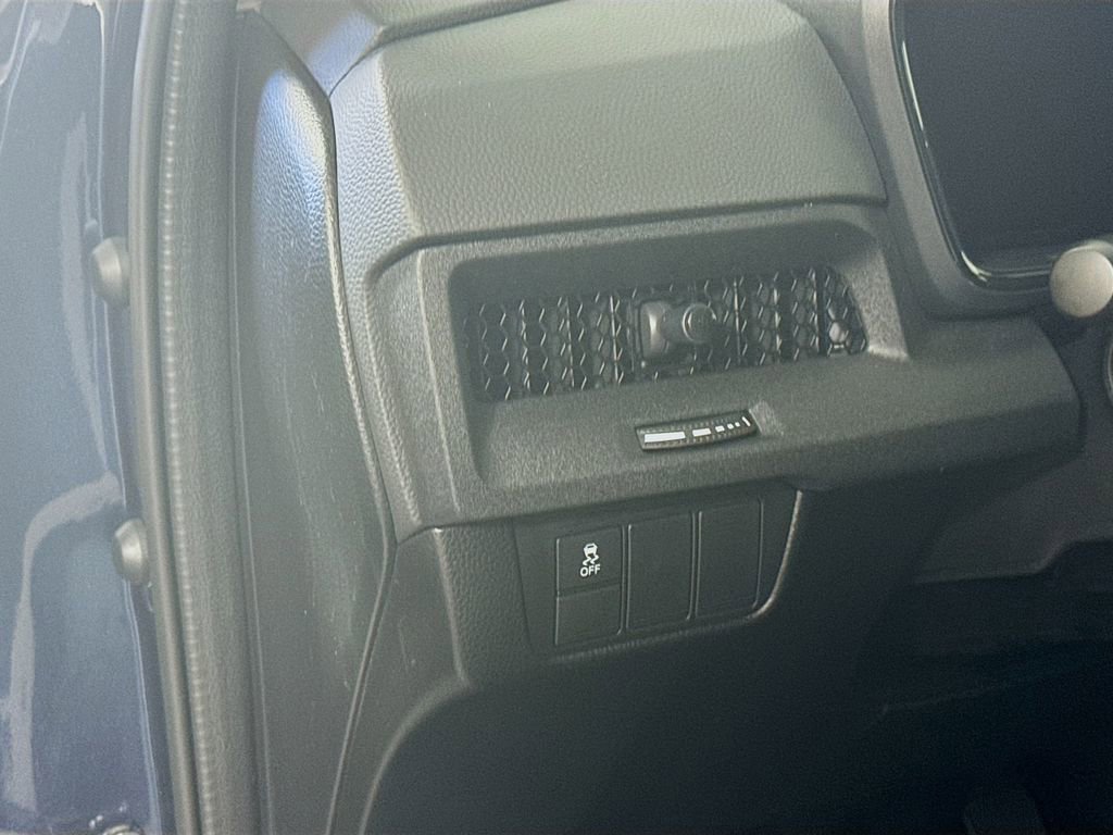 Used 2025 Honda CR-V LX image 10