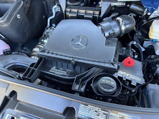 Used 2025 Mercedes-Benz Sprinter 2500 image 31