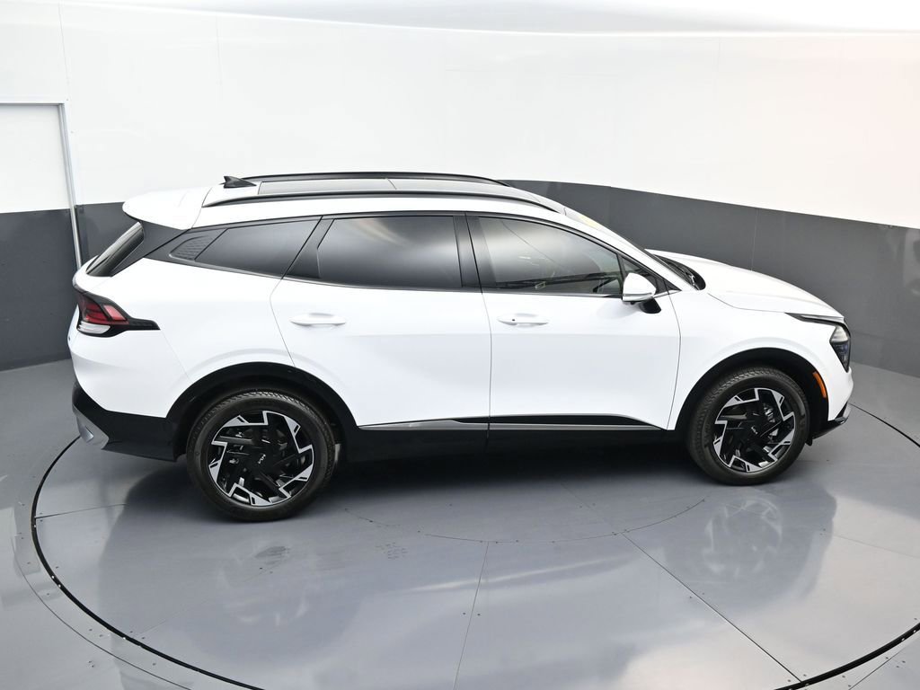 Used 2024 Kia Sportage SX image 16