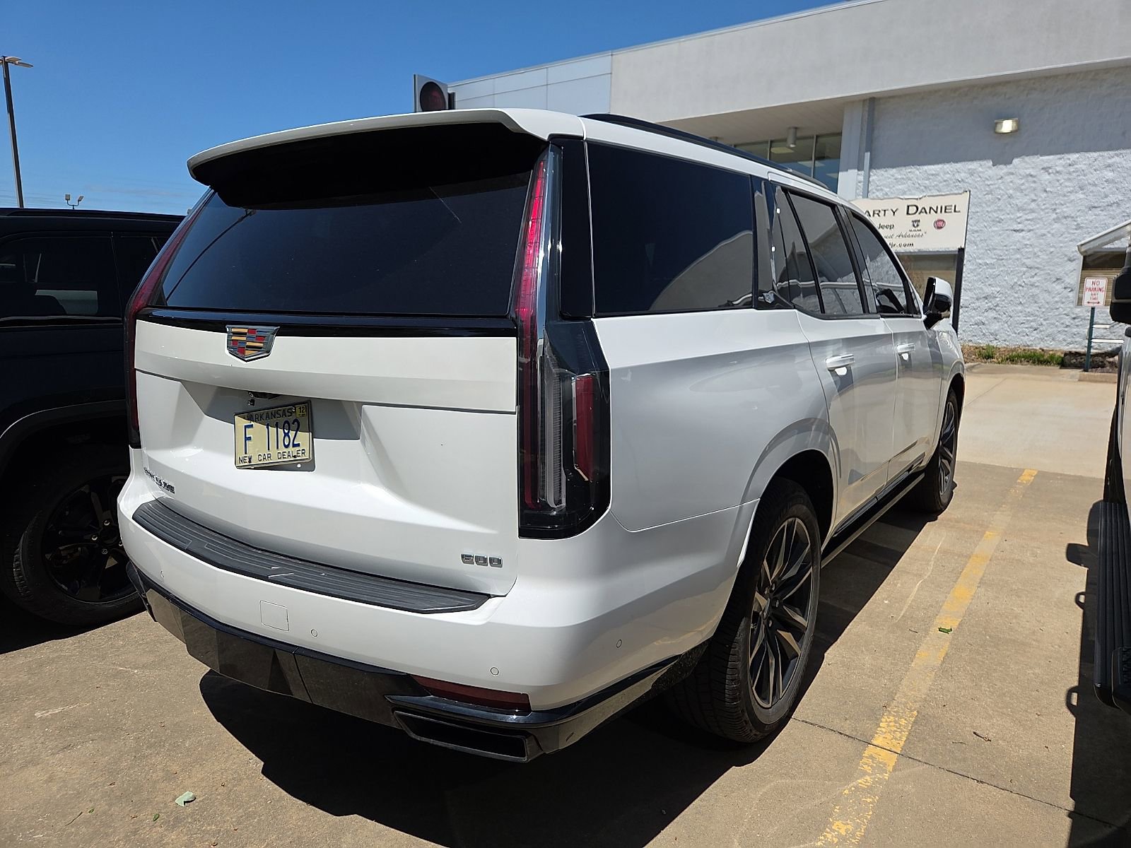 Used 2023 Cadillac Escalade Sport Platinum image 3