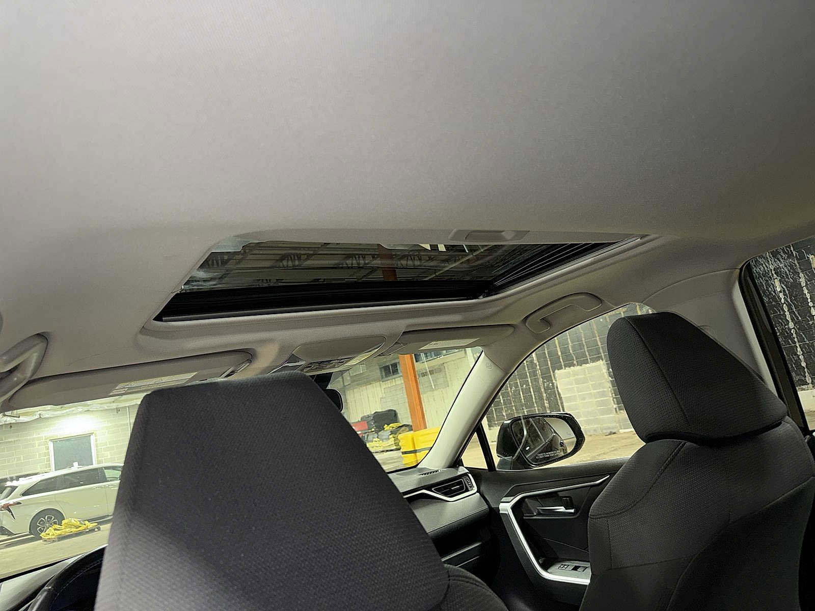 Used 2019 Toyota RAV4 XLE image 24