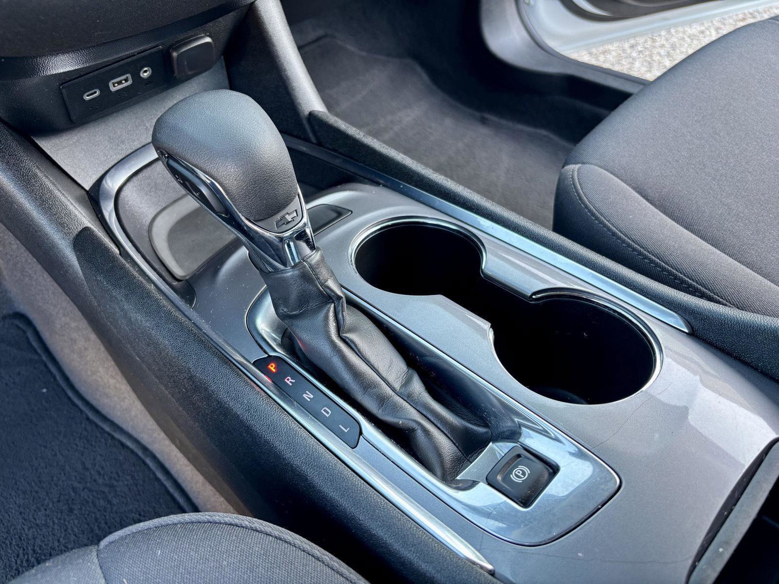 Used 2023 Chevrolet Malibu LT image 34