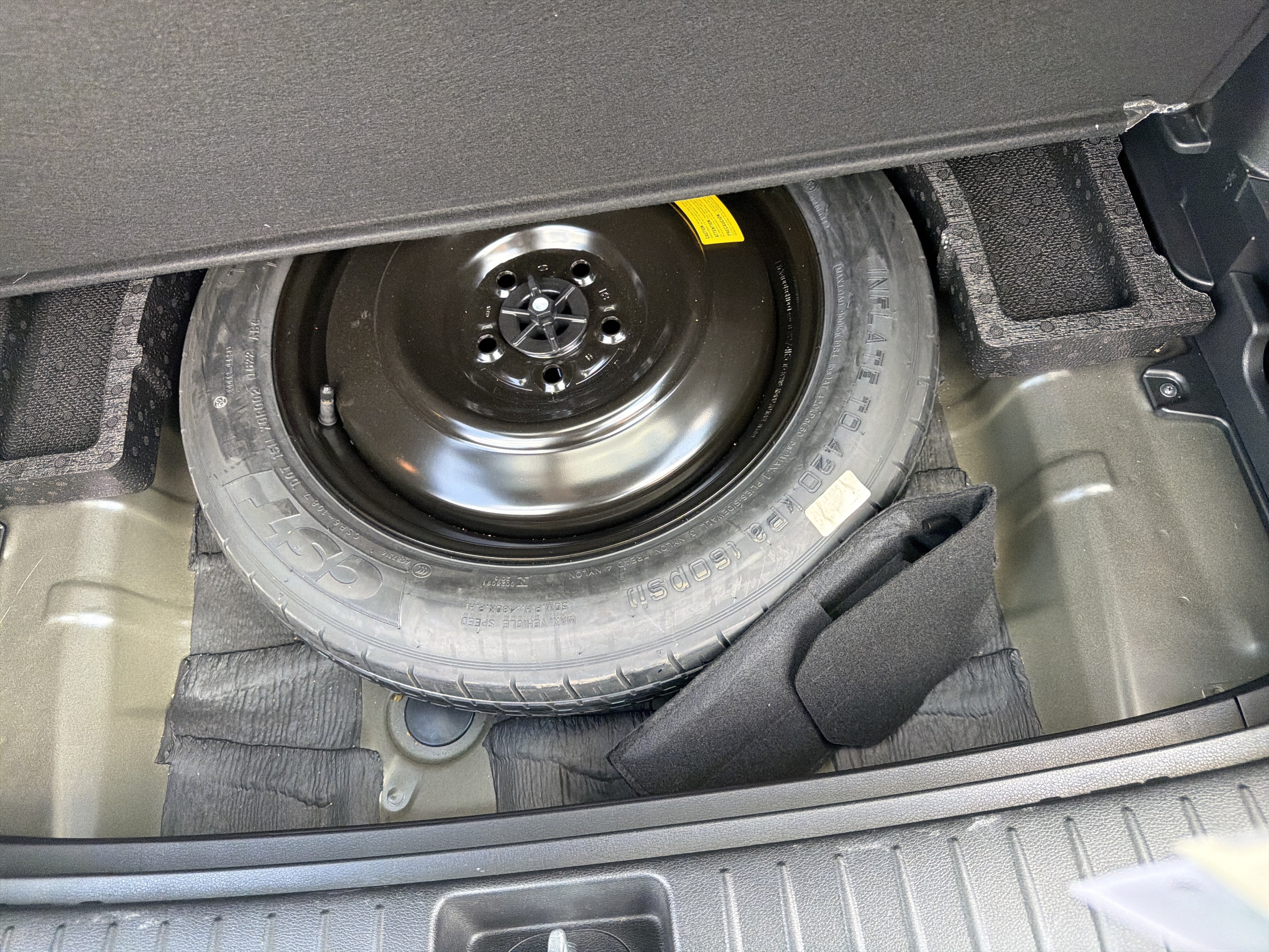 Used 2023 Kia Sportage EX FWD image 29