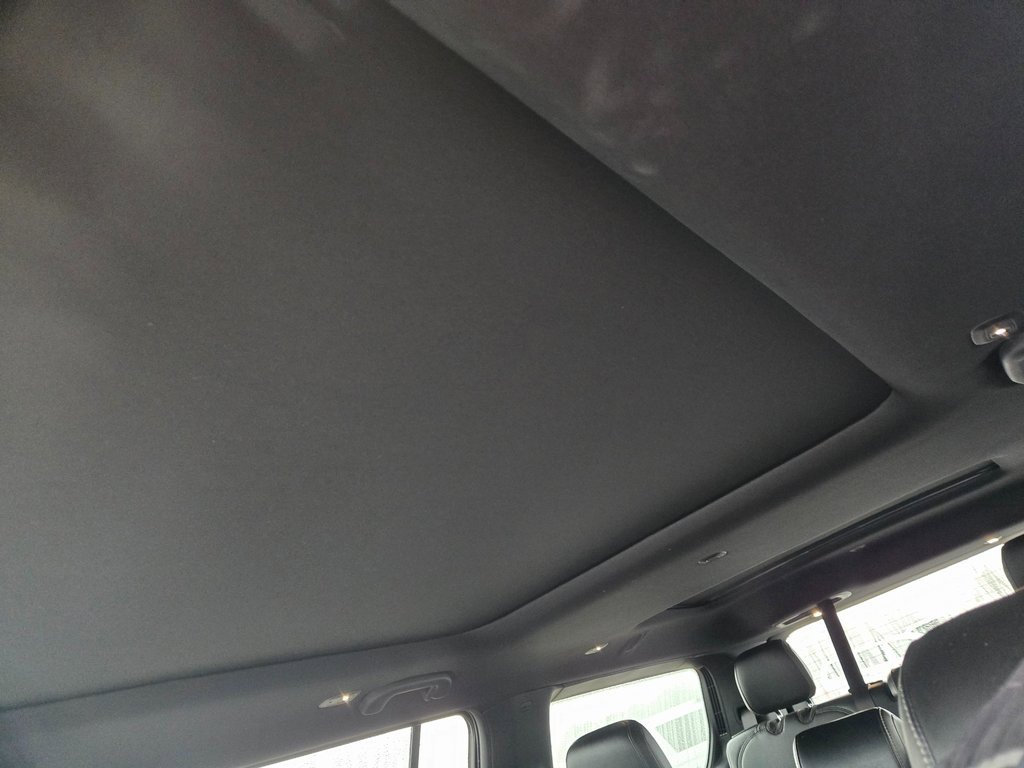 Used 2023 Jeep Wagoneer 4WD w/ Premium Group I image 11