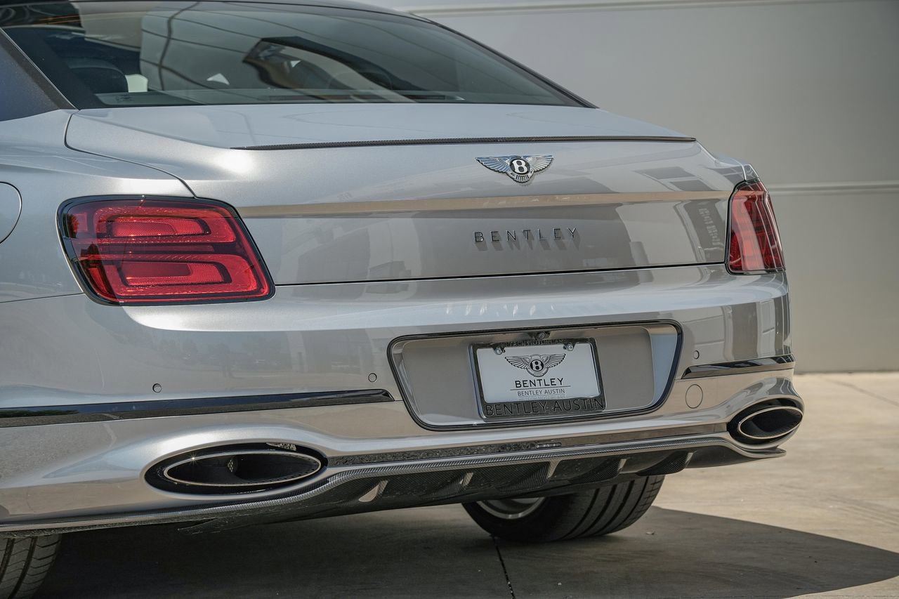 New 2025 Bentley Flying Spur Plug-In Hybrid image 16